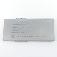 Voorwerpen Adlib\V27806-b.jpg; V27806; Hawksley micro-haematocrist reader; Afleesschaal met haematocrietwaardenScale with hematocrit values